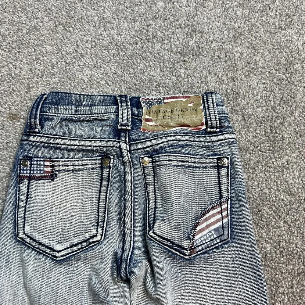 Vintage & Denim Jeans Boys 4 Light‎ Wash Distressed American Flag Patch Straight